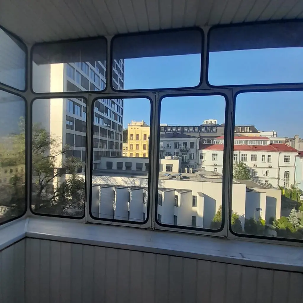 Фото Продаю 4-комнатную квартиру, 113 кв. м, Гоголевская ул. 15 Киев, цена: 175000 $, код 2535
