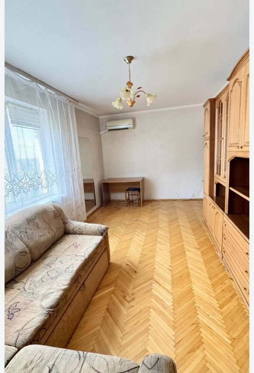 Фото Снять 3-комнатную квартиру, Замковецкая ул.  Киев в долгосрочную аренду, цена: 21900 UAH, код 2539