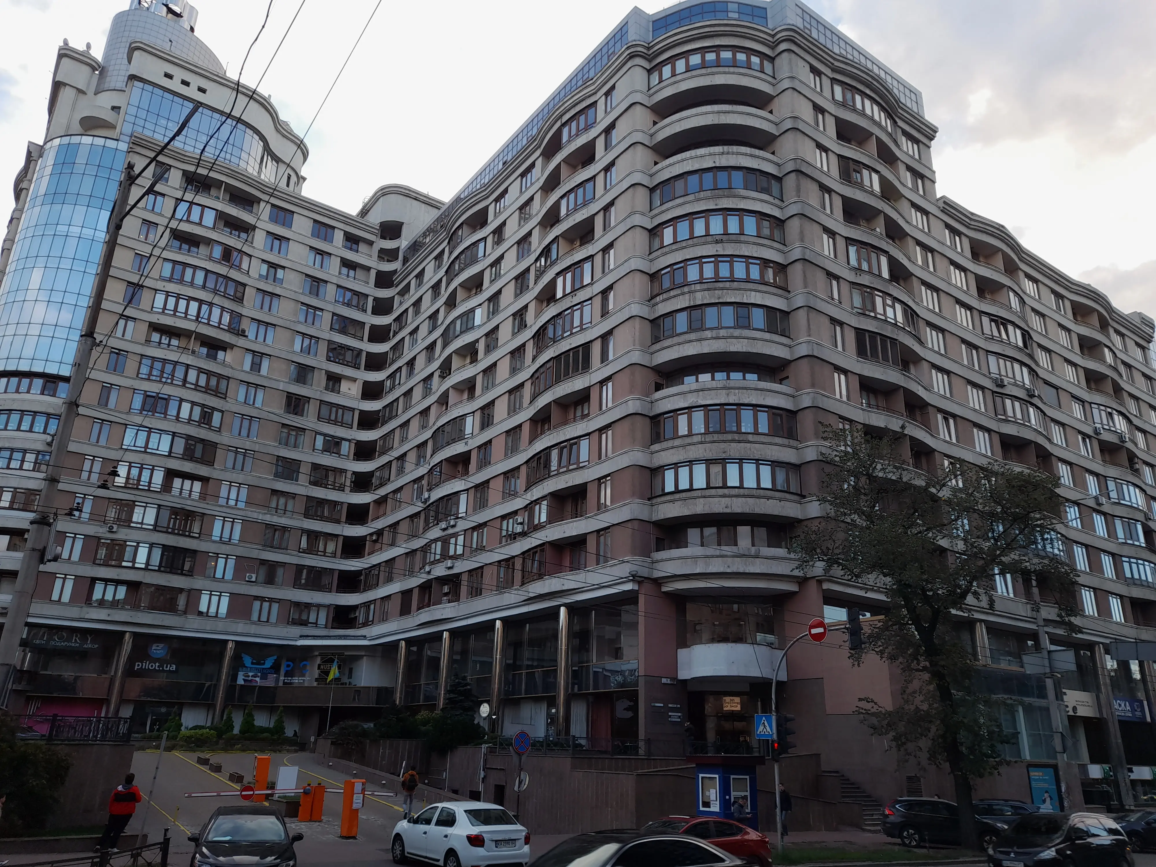Фото Selling an office, 155 sq.m., Zhylianska Street 59 Kyiv, price: 350000 $, code 2545