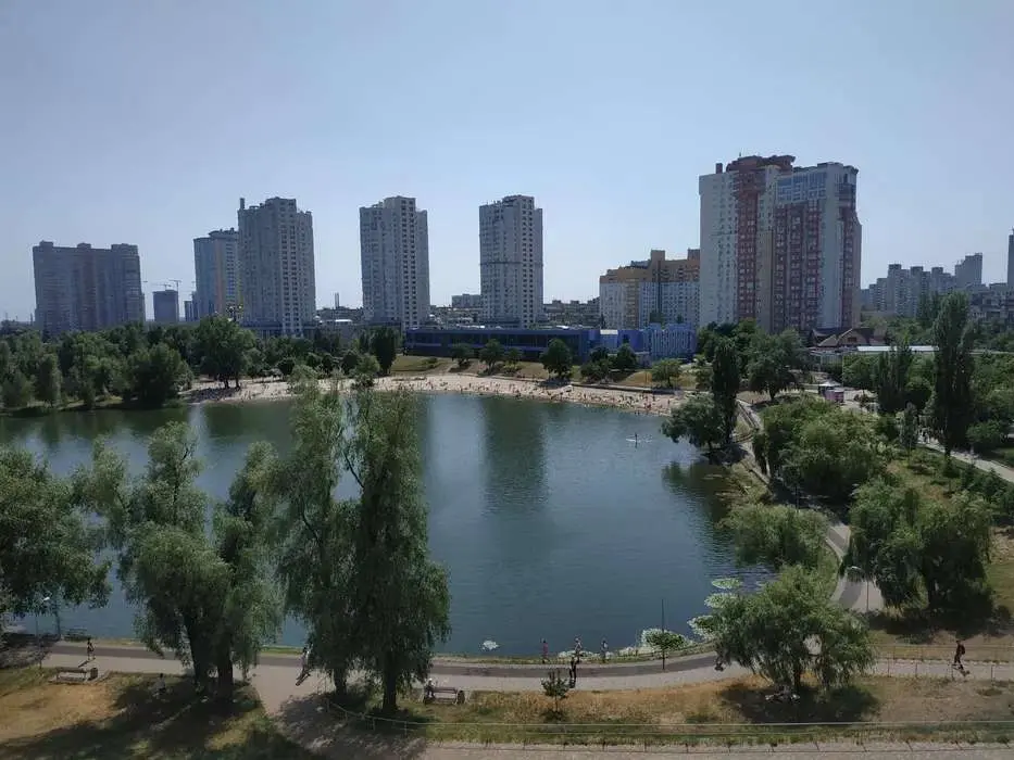 Фото Rent a 1-room apartment, Pavla Tychyny Avenue 20 Kyiv for long-term rent, price: 9500 UAH, code 2547