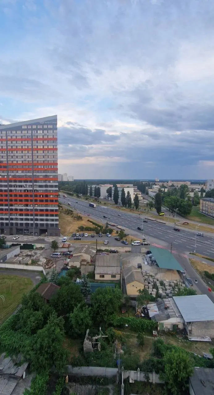 Фото Снять -комнатную квартиру, Каменская ул. (Днепродзержинская) 127 Киев в долгосрочную аренду, цена: 18000 UAH, код 2551