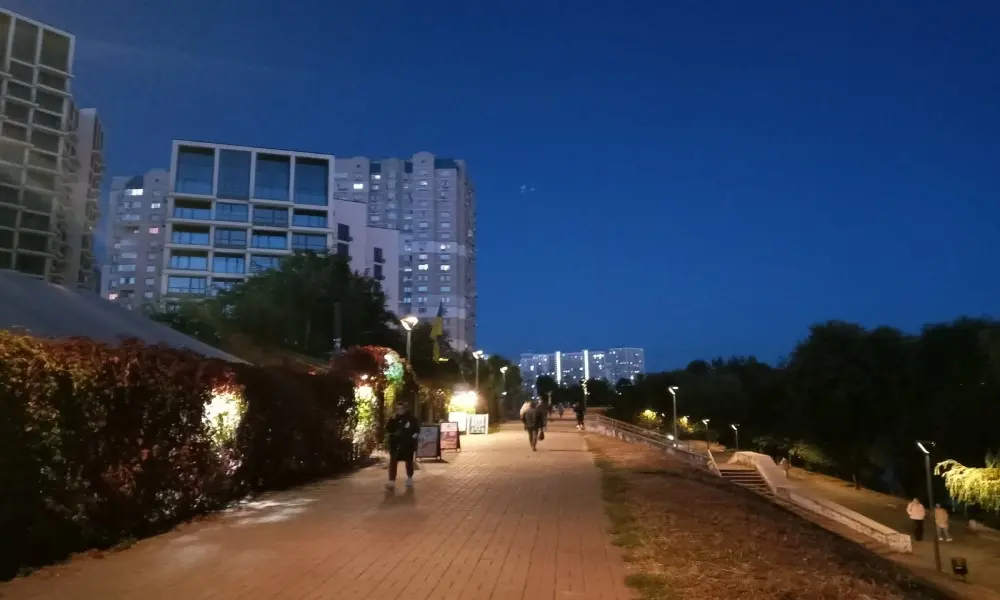 Фото Продаю 1-комнатную квартиру, 48 кв. м, Драгоманова ул. 31 Киев, цена: 90000 $, код 2552