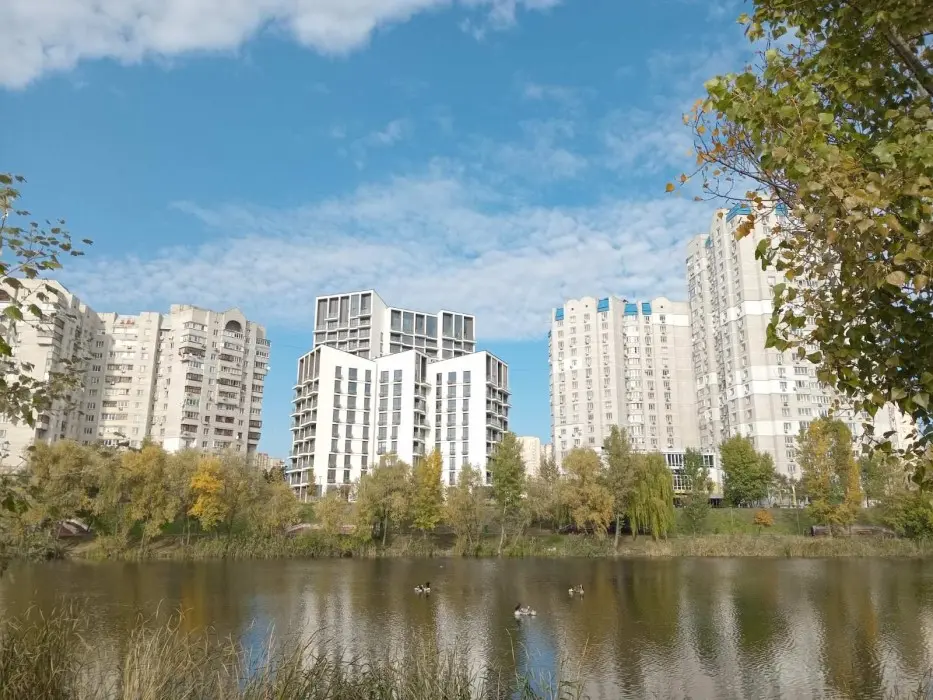 Фото Продаю 1-комнатную квартиру, 48 кв. м, Драгоманова ул. 31 Киев, цена: 90000 $, код 2552