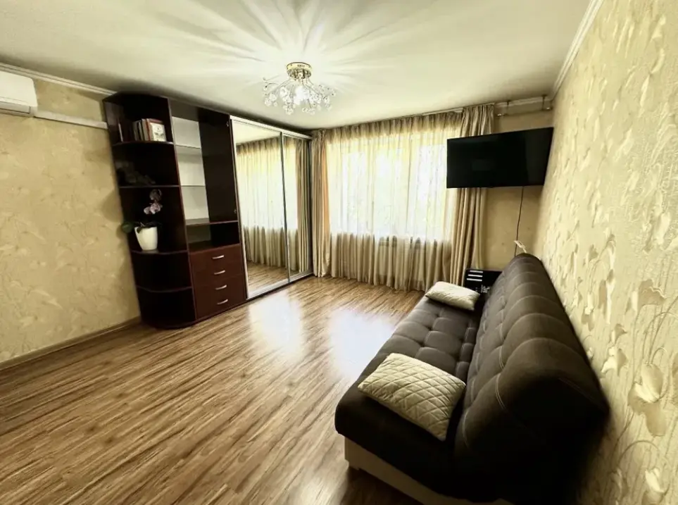 Фото Продаю 1 кімнатну квартиру, 39 кв. м, Картамишевська вул.  Одеса, ціна: 44000 $, код 2562