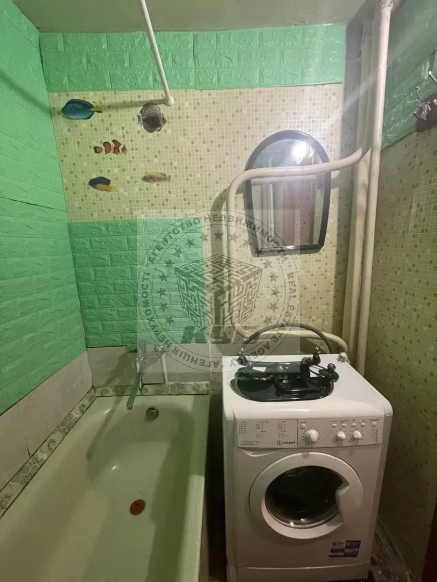 Фото Продаю 1-комнатную квартиру, 20 кв. м, Верховинная ул. 81 Киев, цена: 29000 $, код 2567