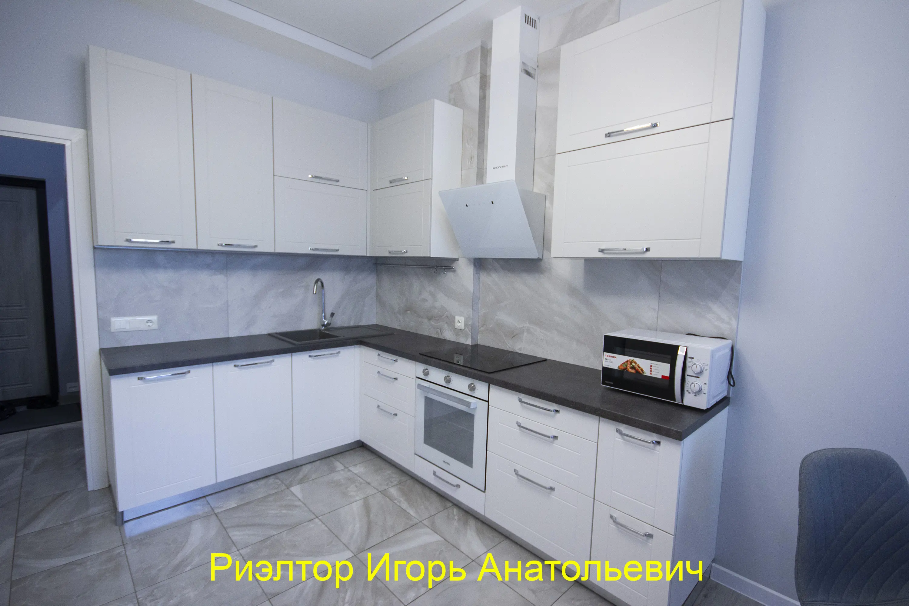 Фото Зняти 1 кімнатну квартиру, Полуничний пров. 24 Одеса в довгострокову оренду, ціна: 11000 UAH, код 2579