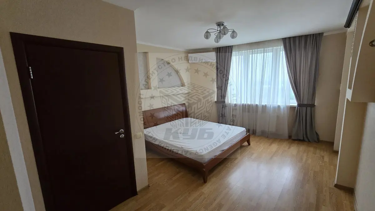 Фото Продаю 3-комнатную квартиру, 94 кв. м, Берестейский просп. (Победы)  Киев, цена: 135000 $, код 2581