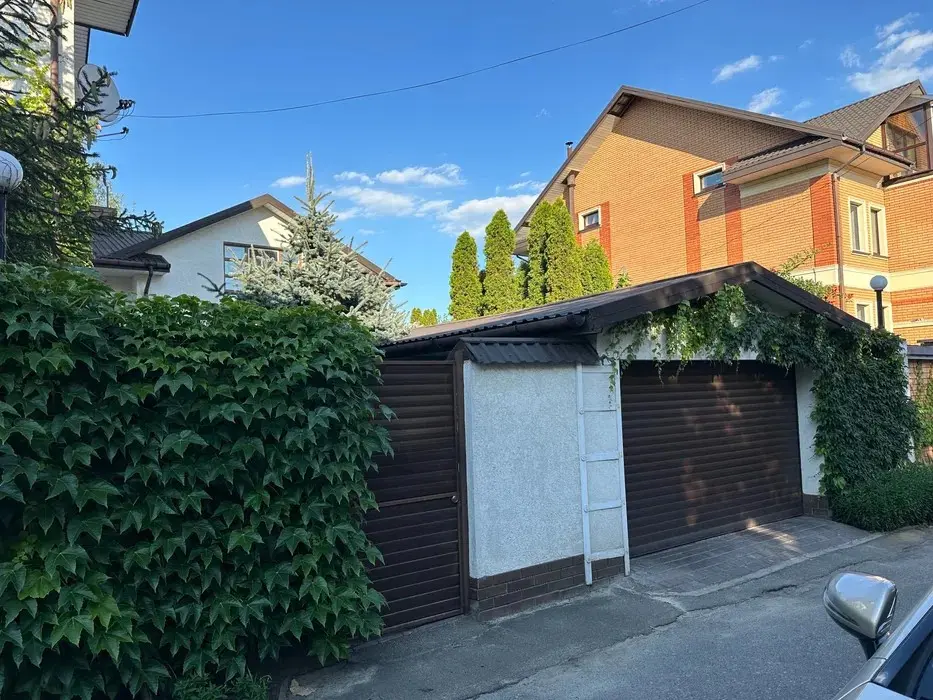 Фото Продаю дом, 151 кв. м, Центральная ул.  Киев, цена: 169000 $, код 2584