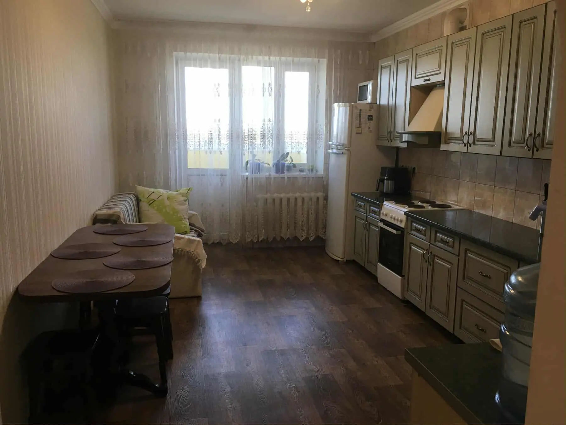 Фото Rent a 3-room apartment, Kyivskyi Shliakh Street 1Д Boryspil for long-term rent, price: 14000 UAH, code 2588