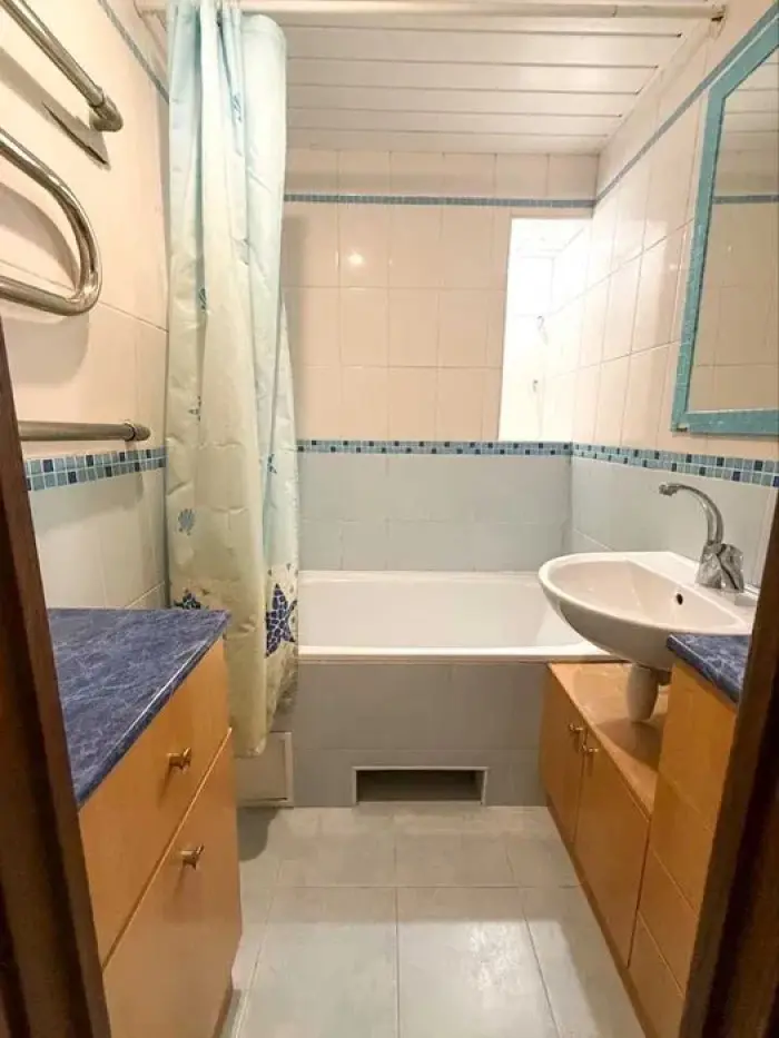 Фото Rent a 3-room apartment, Mytropolyta Vasylia Lypkivskoho Street (Urytskoho Street) 26 Kyiv for long-term rent, price: 20000 UAH, code 2592