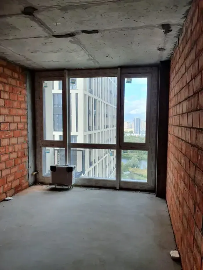 Фото Продаю 4 кімнатну квартиру, 105 кв. м, Зарічна вул. 4 к2 Київ, ціна: 200000 $, код 2603