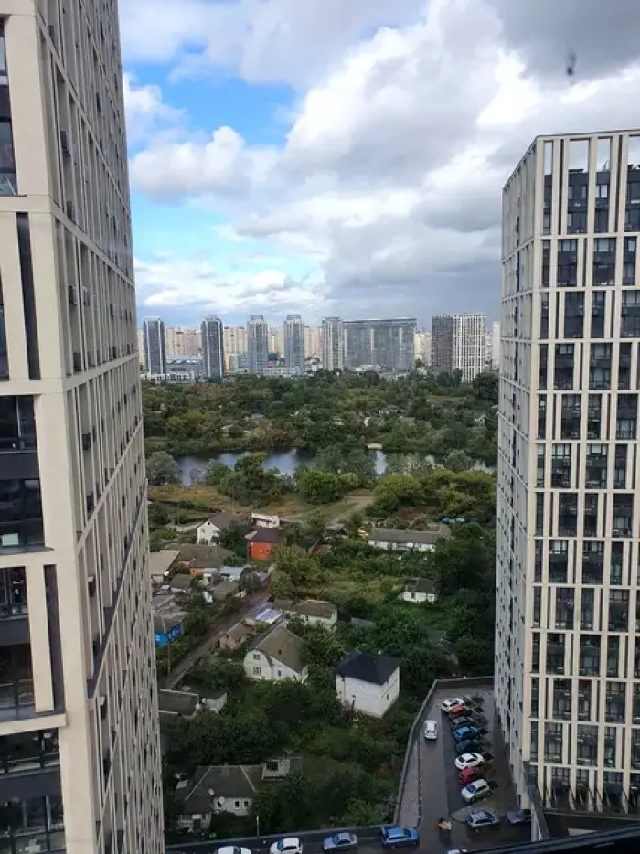 Фото Продаю 4 кімнатну квартиру, 105 кв. м, Зарічна вул. 4 к2 Київ, ціна: 200000 $, код 2603