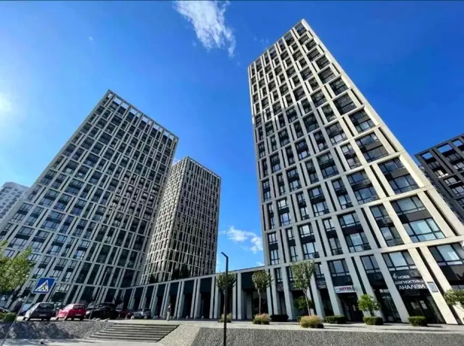Фото Продаю 4 кімнатну квартиру, 105 кв. м, Зарічна вул. 4 к2 Київ, ціна: 200000 $, код 2603