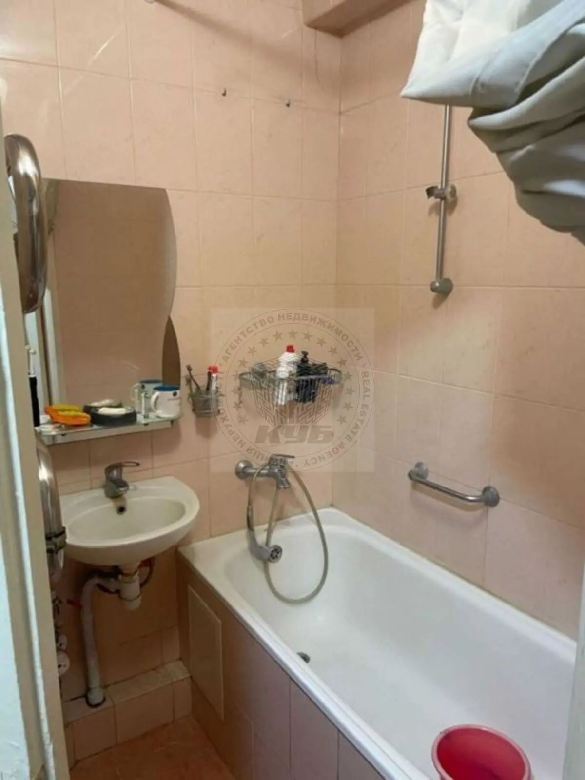 Фото Selling a 2-room apartment, 43 sq.m., Obolonskyi Avenue 7Б Kyiv, price: 70000 $, code 2615