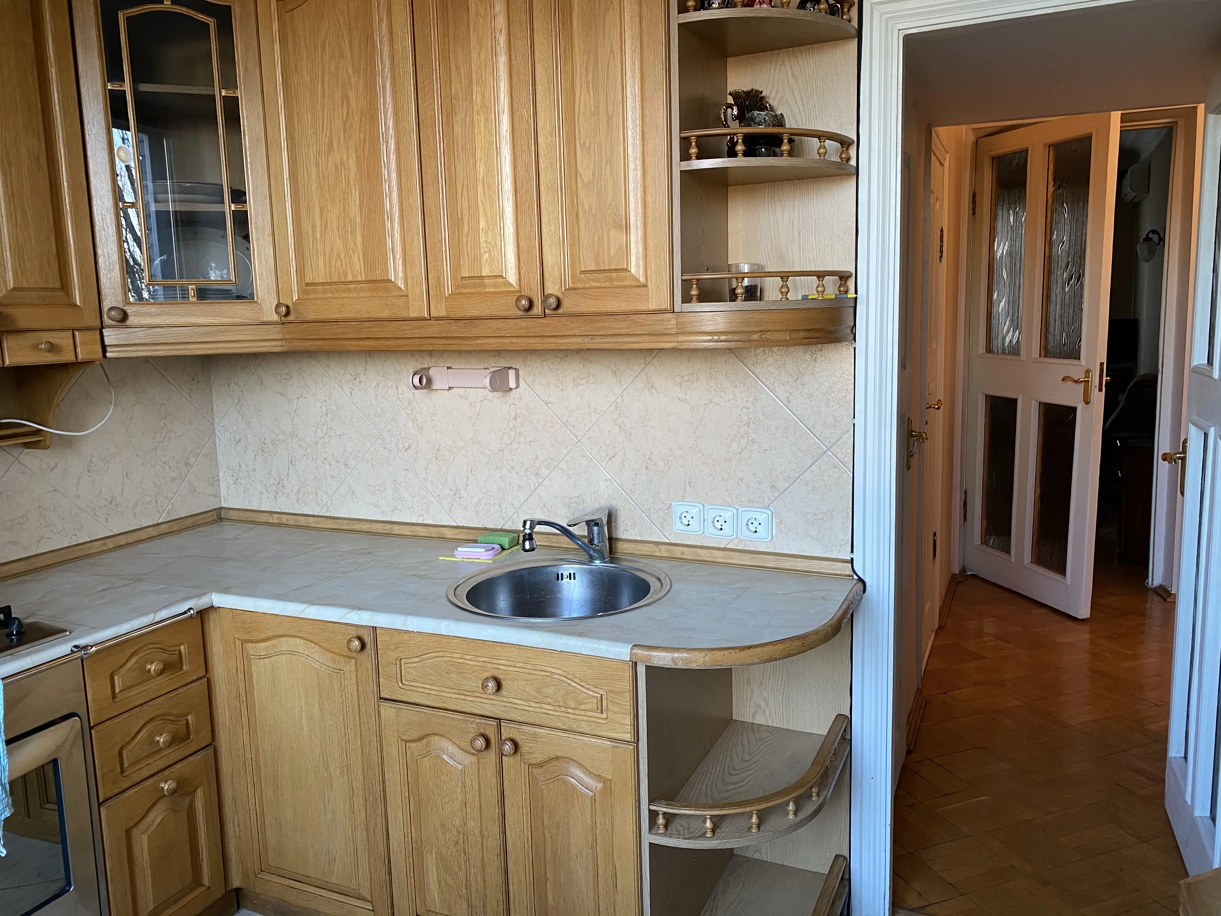 Фото Rent a 2-room apartment, Pochainynska Street 44 Kyiv for long-term rent, price: 29000 UAH, code 2631