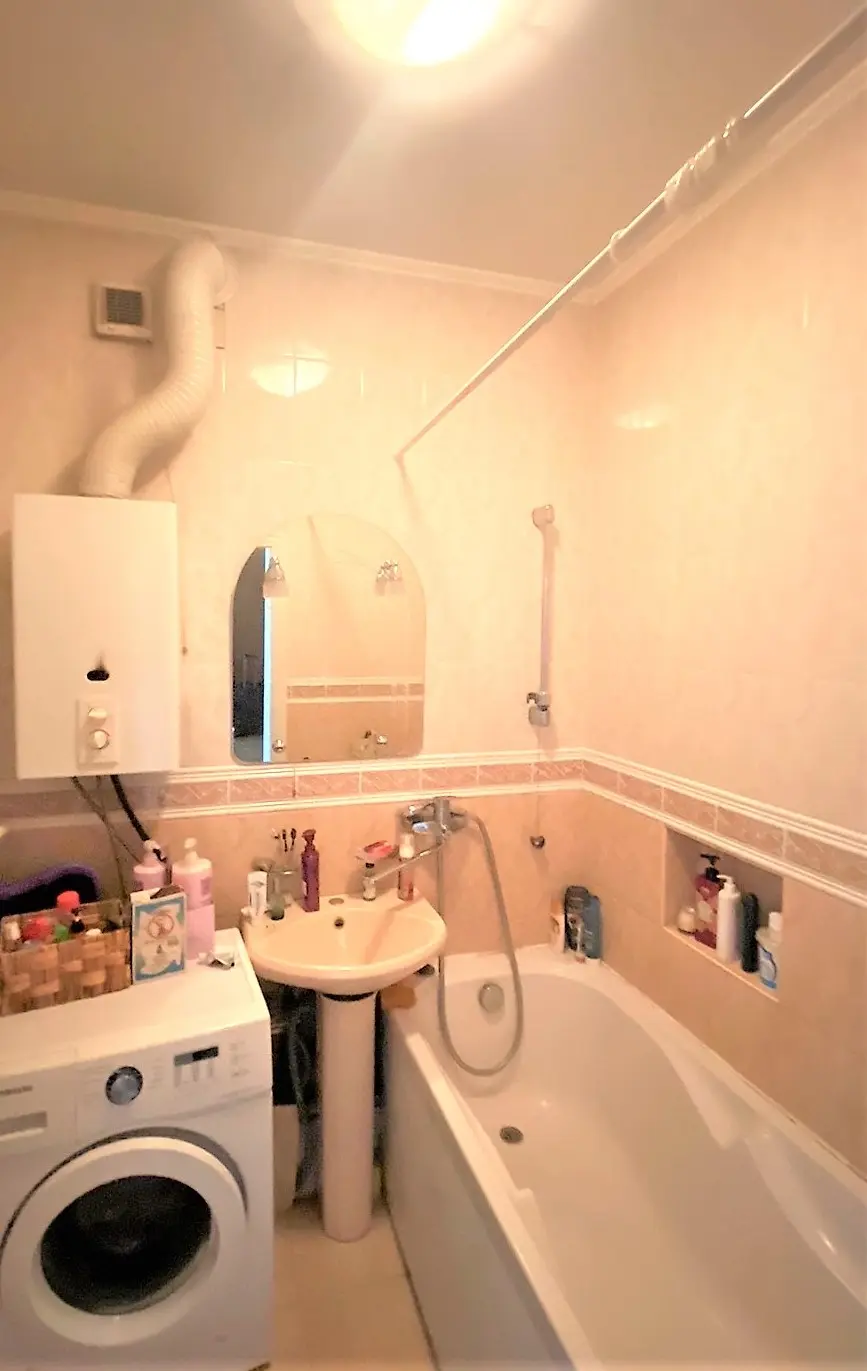 Фото Rent a 2-room apartment, Pochainynska Street 44 Kyiv for long-term rent, price: 29000 UAH, code 2631