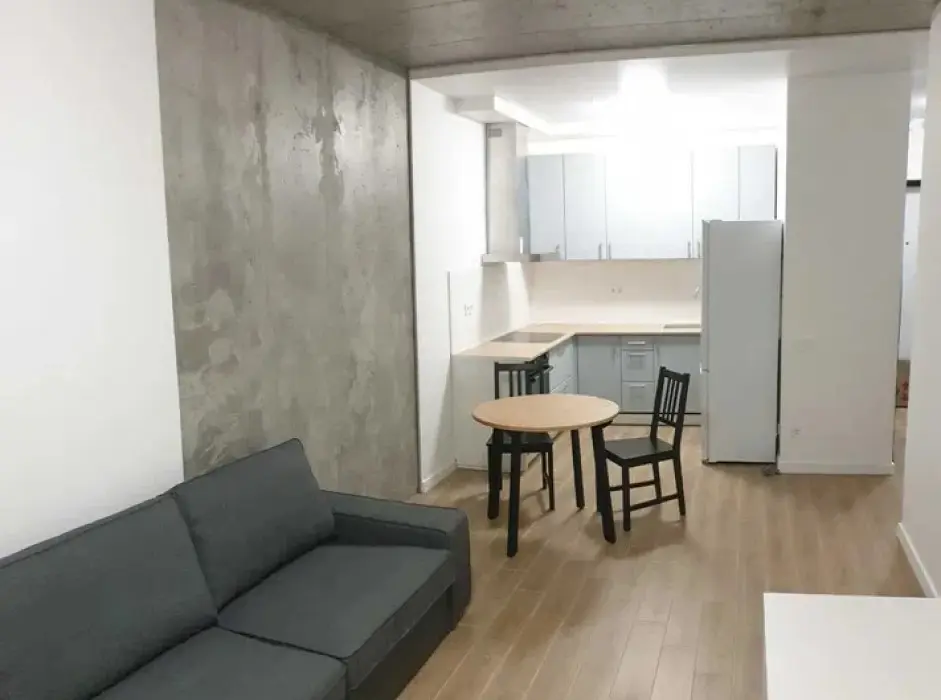 Фото Selling a 1-room apartment, 47 sq.m., Zarichna Street 2 к2 Kyiv, price: 125000 $, code 2645