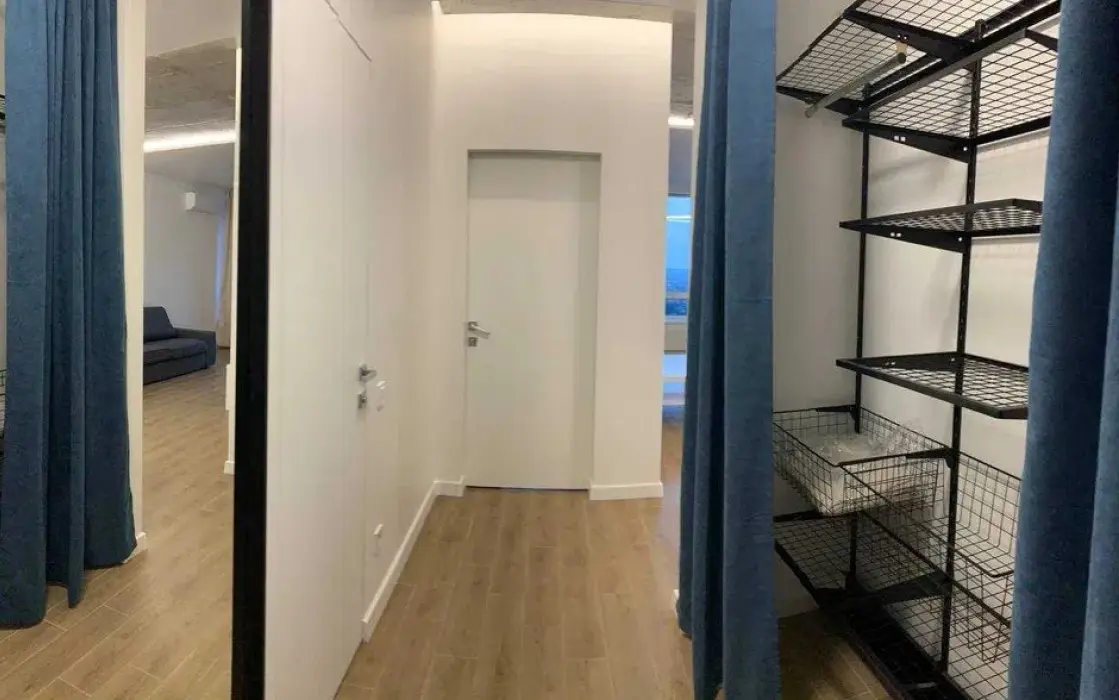 Фото Selling a 1-room apartment, 47 sq.m., Zarichna Street 2 к2 Kyiv, price: 125000 $, code 2645