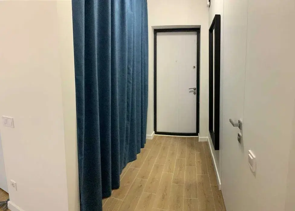 Фото Selling a 1-room apartment, 47 sq.m., Zarichna Street 2 к2 Kyiv, price: 125000 $, code 2645