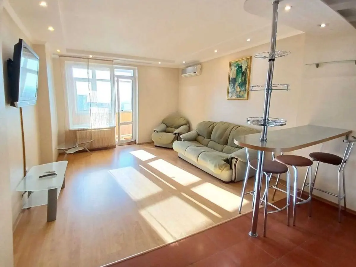 Фото Продаю 1-комнатную квартиру, 60 кв. м, Львовская ул. 22а Киев, цена: 95000 $, код 2646