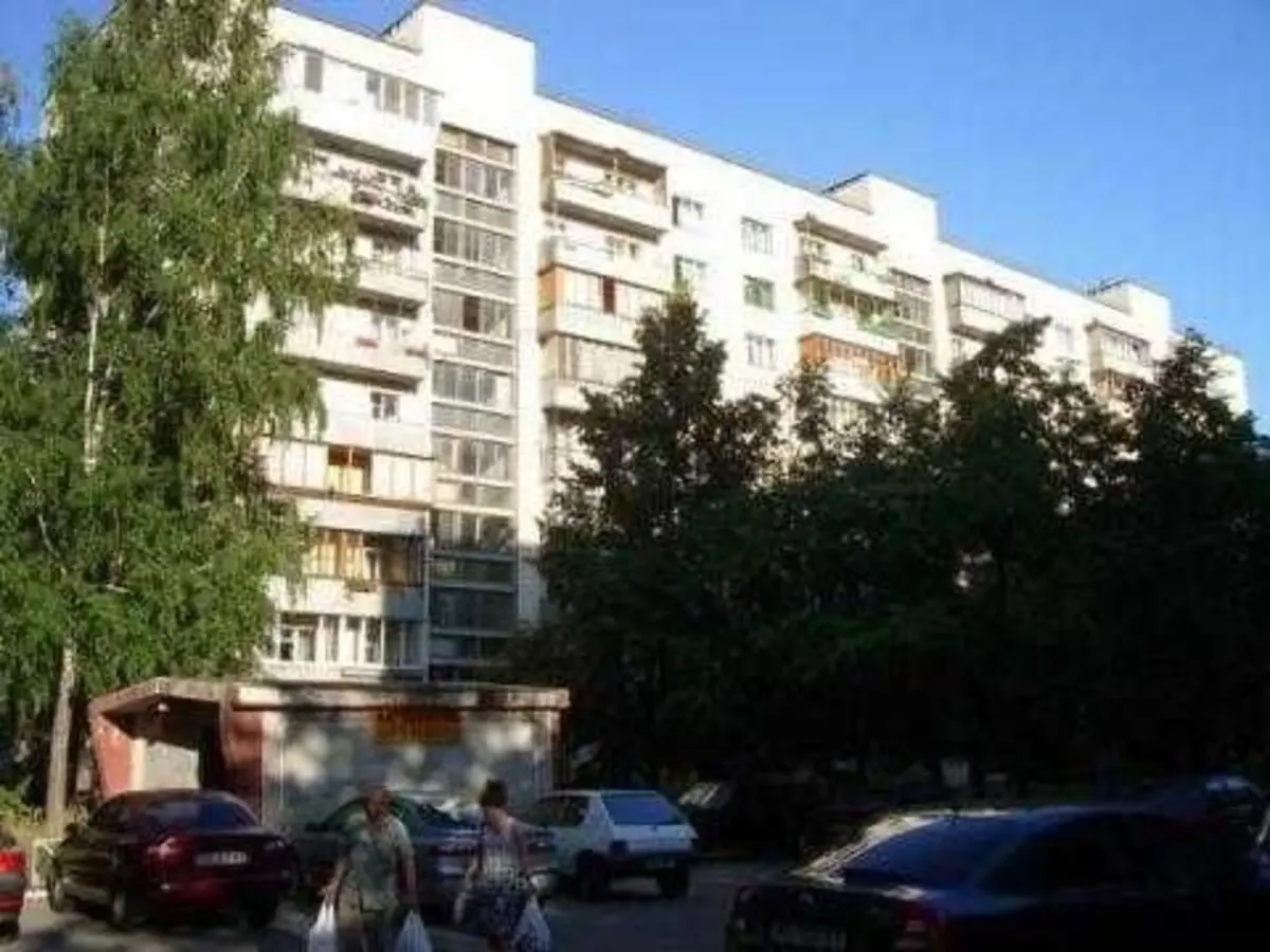 Фото Продаю 2-комнатную квартиру, 45 кв. м, Академика Доброхотова ул. 11а Киев, цена: 42000 $, код 2647