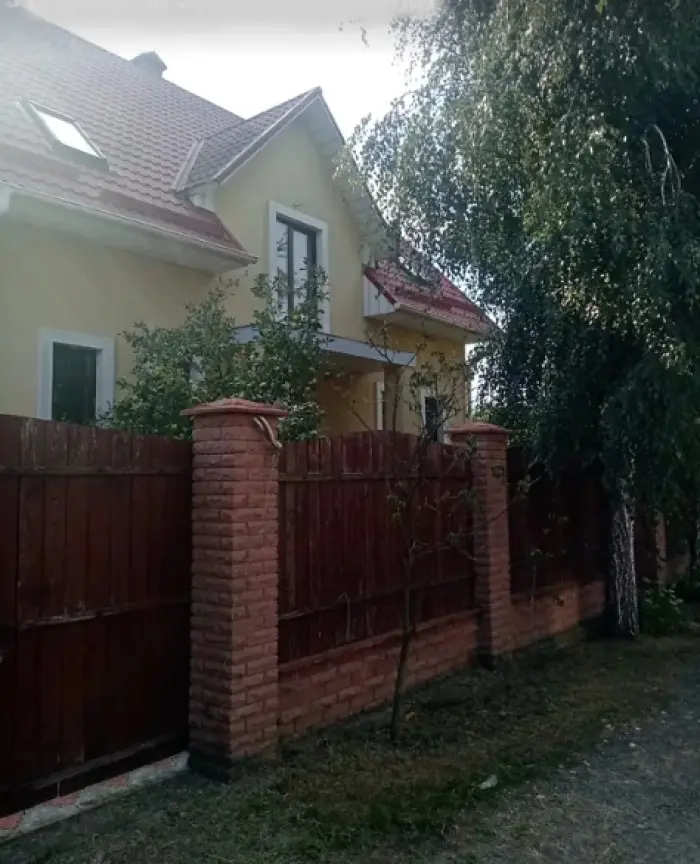 Фото Продаю будинок, 320 кв. м, Центральна вул.  Київ, ціна: 209000 $, код 2650