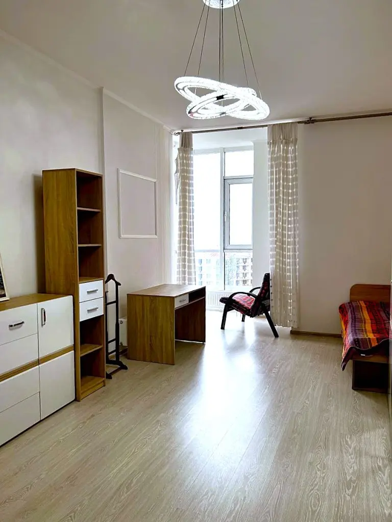 Фото Rent a 2-room apartment, Frantsuzskyi Boulevard 60б Odesa for long-term rent, price: 400 EUR, code 2652