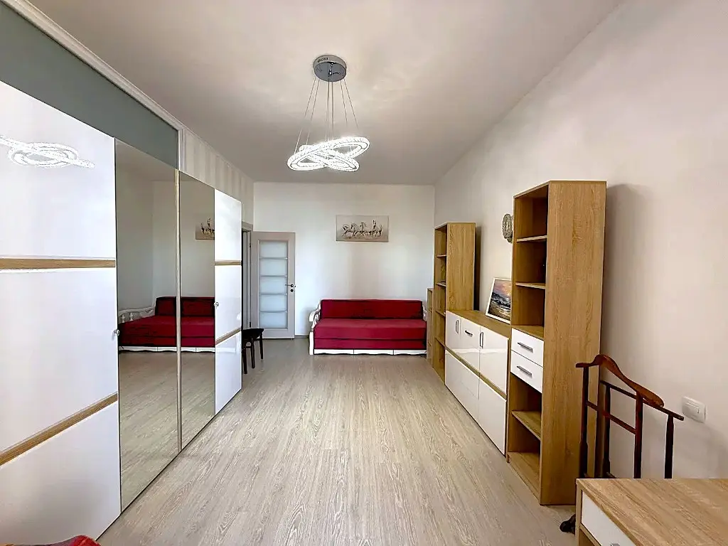 Фото Rent a 2-room apartment, Frantsuzskyi Boulevard 60б Odesa for long-term rent, price: 400 EUR, code 2652