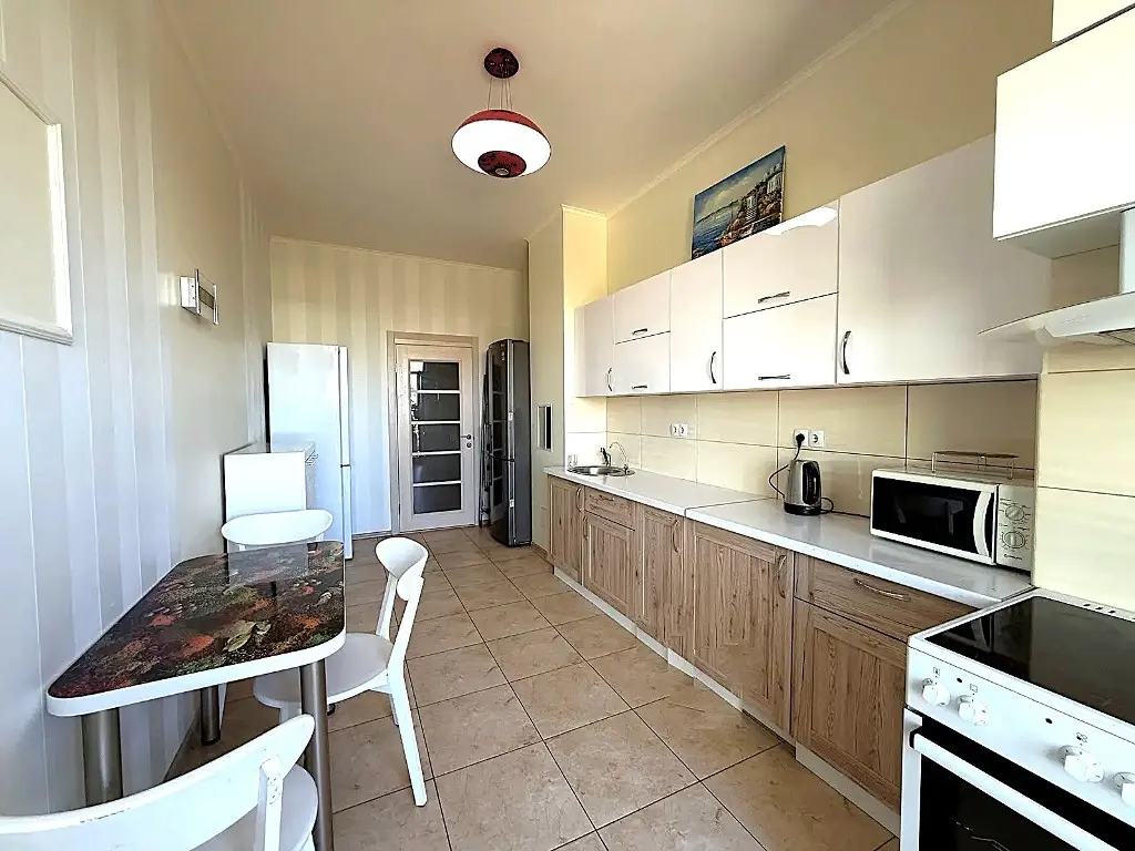 Фото Rent a 2-room apartment, Frantsuzskyi Boulevard 60б Odesa for long-term rent, price: 400 EUR, code 2652