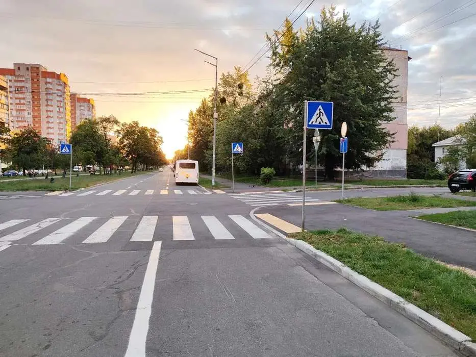 Фото Selling a 2-room apartment, 39 sq.m., Verkhovnoi Rady Boulevard 16 Kyiv, price: 41500 $, code 2654