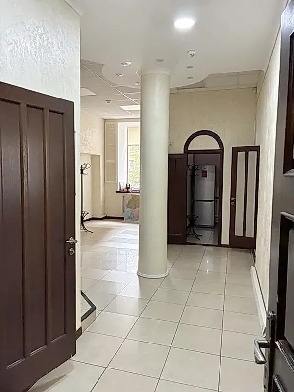 Фото Rent an office, Sofiivska Street 18 Kyiv for long-term rent, price: 45000 UAH, code 2655