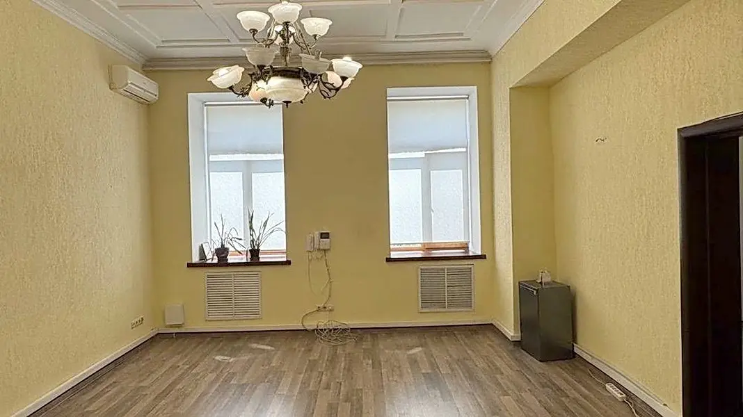 Фото Rent an office, Sofiivska Street 18 Kyiv for long-term rent, price: 45000 UAH, code 2655