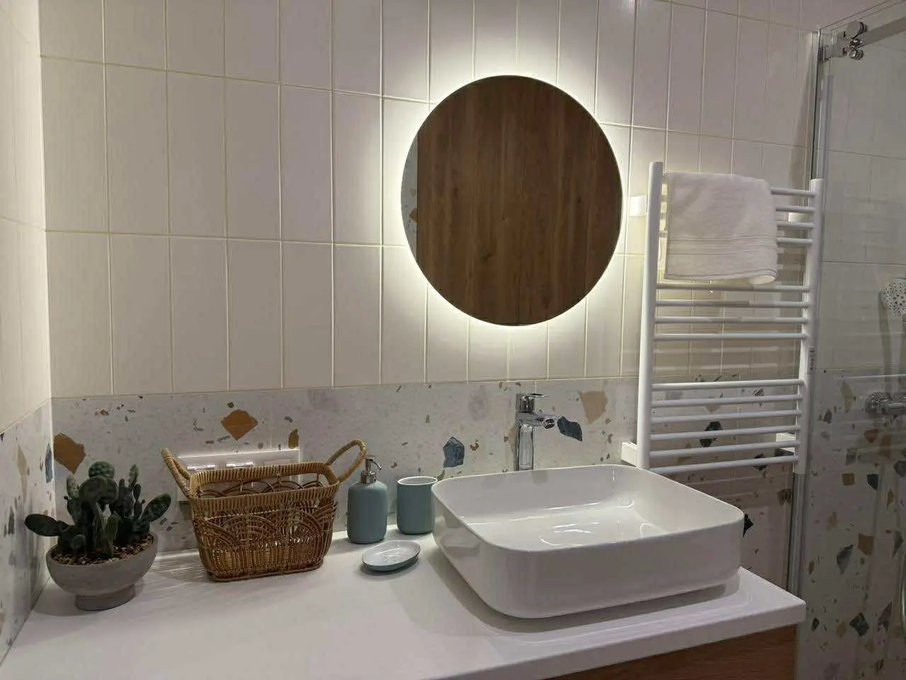 Фото Rent a 2-room apartment, Viktora Nekrasova Street (Pivnichno-Syretska Street) 1-3 Kyiv for long-term rent, price: 25000 UAH, code 2656
