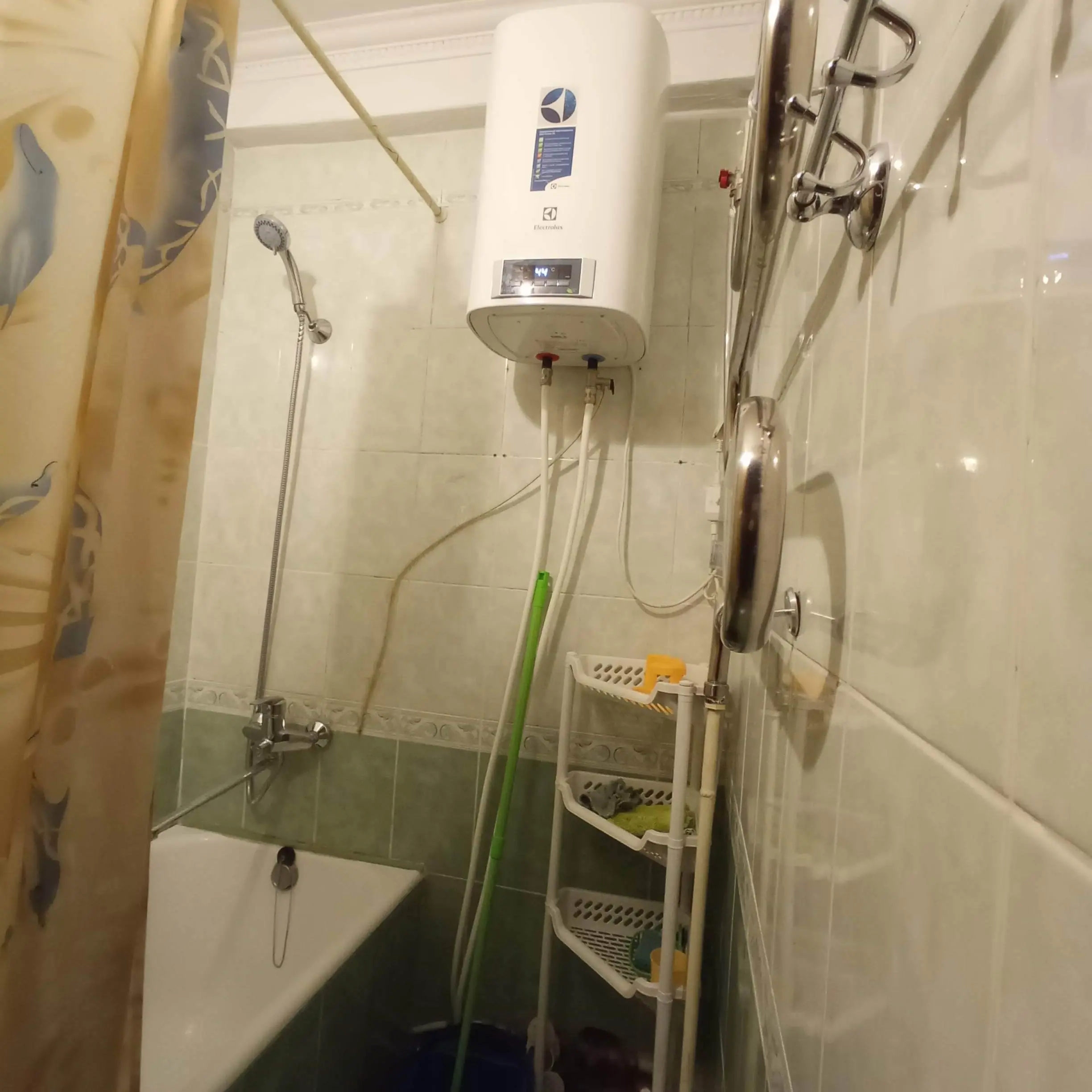Фото Продаю 3-комнатную квартиру, 50 кв. м, Михаила Донца ул. 13а Киев, цена: 54000 $, код 2659