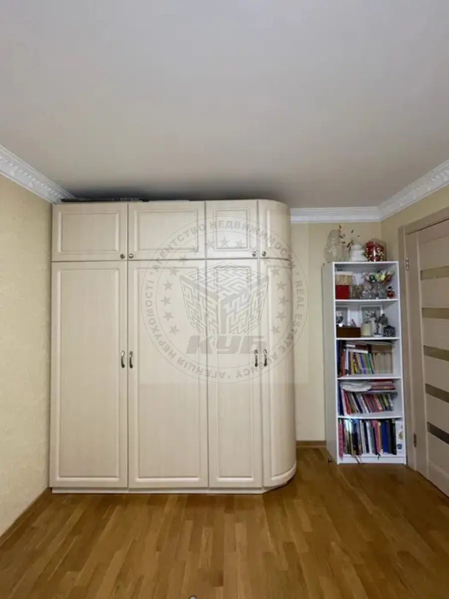 Фото Продаю 3 кімнатну квартиру, 72 кв. м, Зодчих вул. 34 Київ, ціна: 110000 $, код 2662