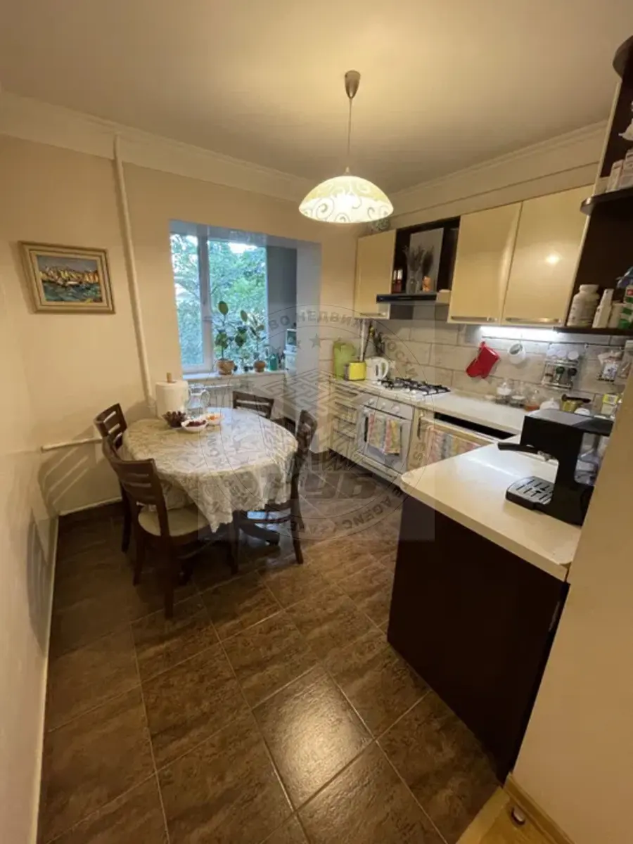 Фото Продаю 3 кімнатну квартиру, 72 кв. м, Зодчих вул. 34 Київ, ціна: 110000 $, код 2662