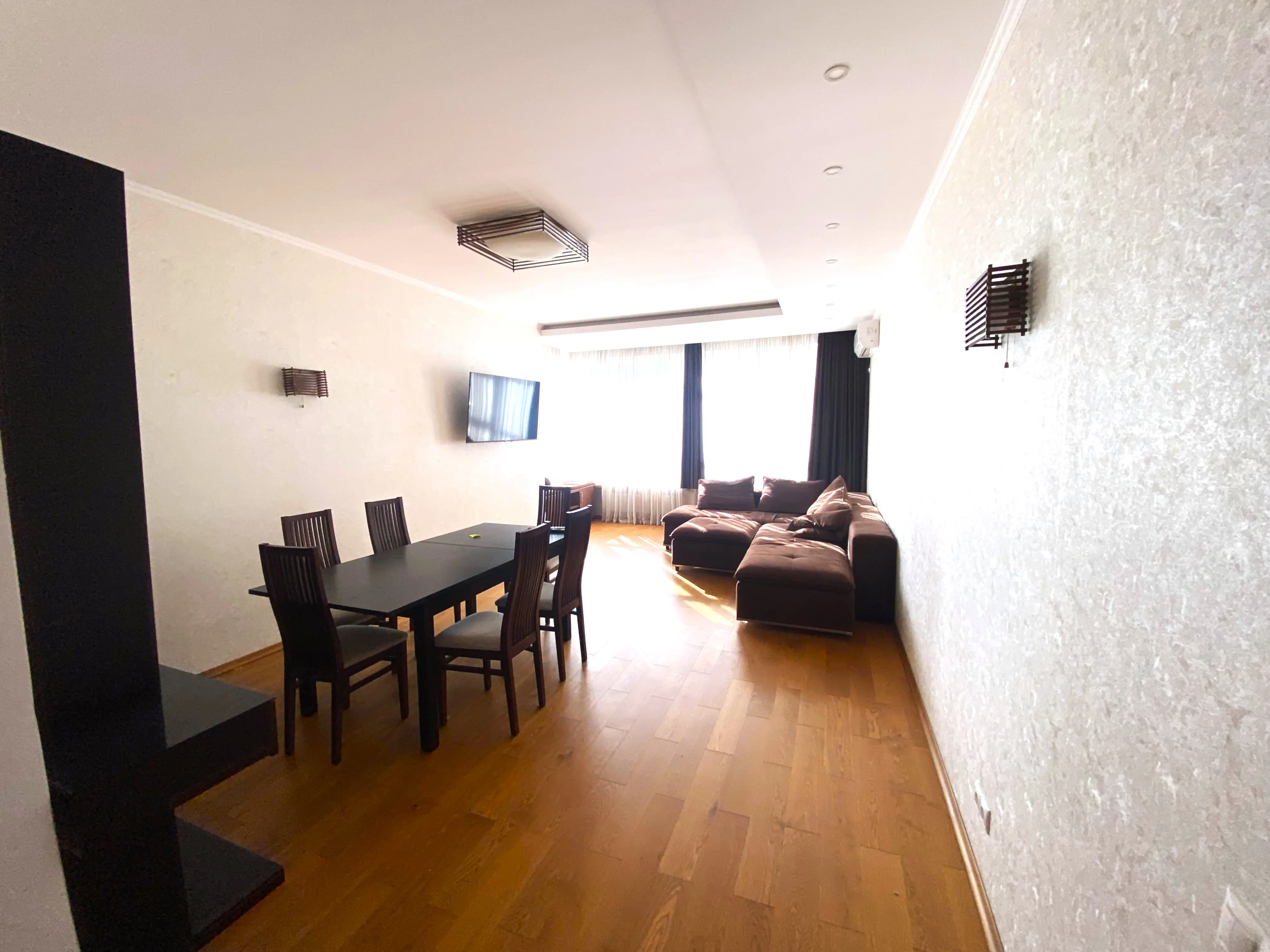 Фото Продаю 2-комнатную квартиру, 140 кв. м, Кловский спуск 7 Киев, цена: 265000 $, код 938