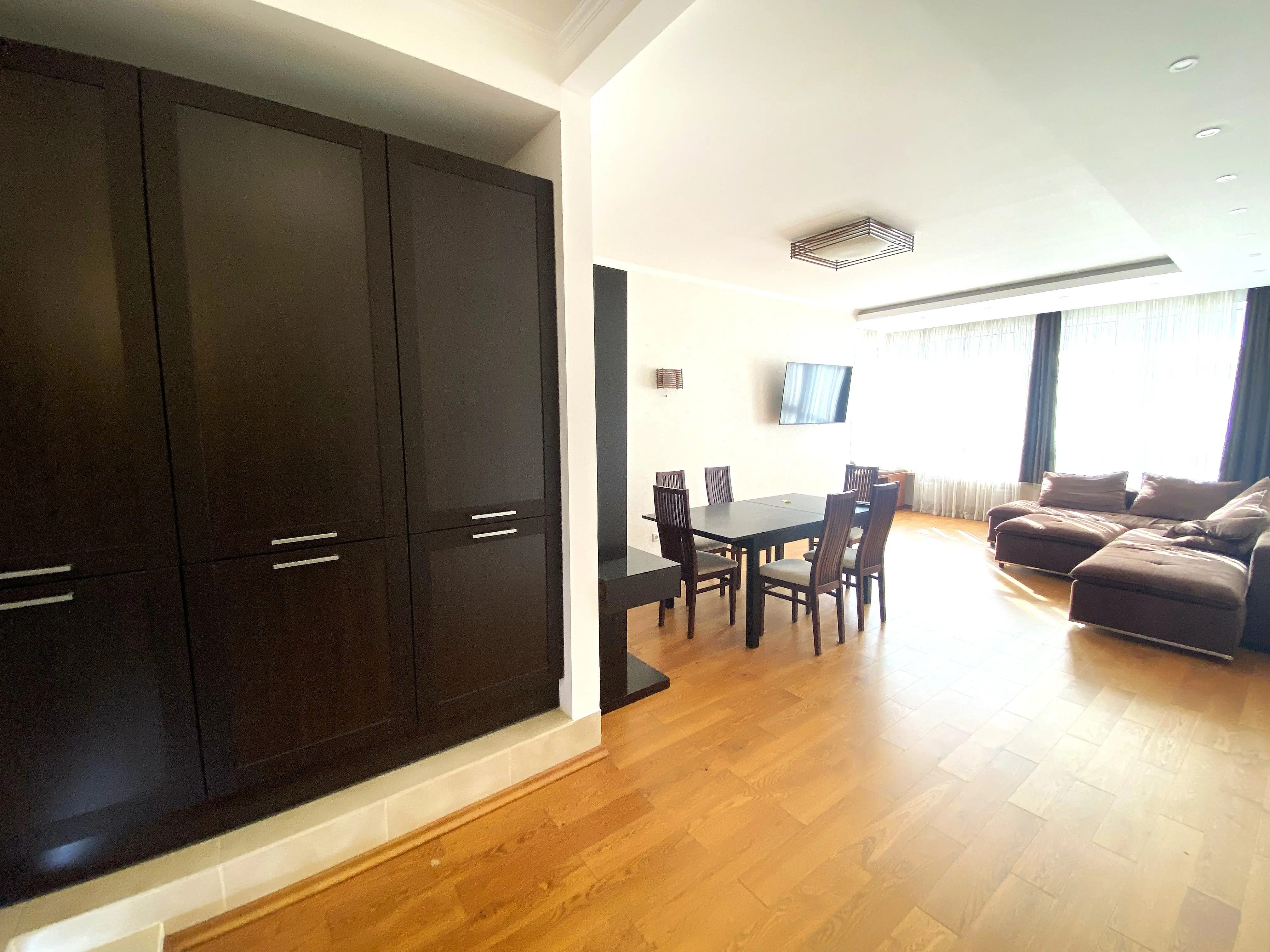 Фото Продаю 2-комнатную квартиру, 140 кв. м, Кловский спуск 7 Киев, цена: 265000 $, код 938