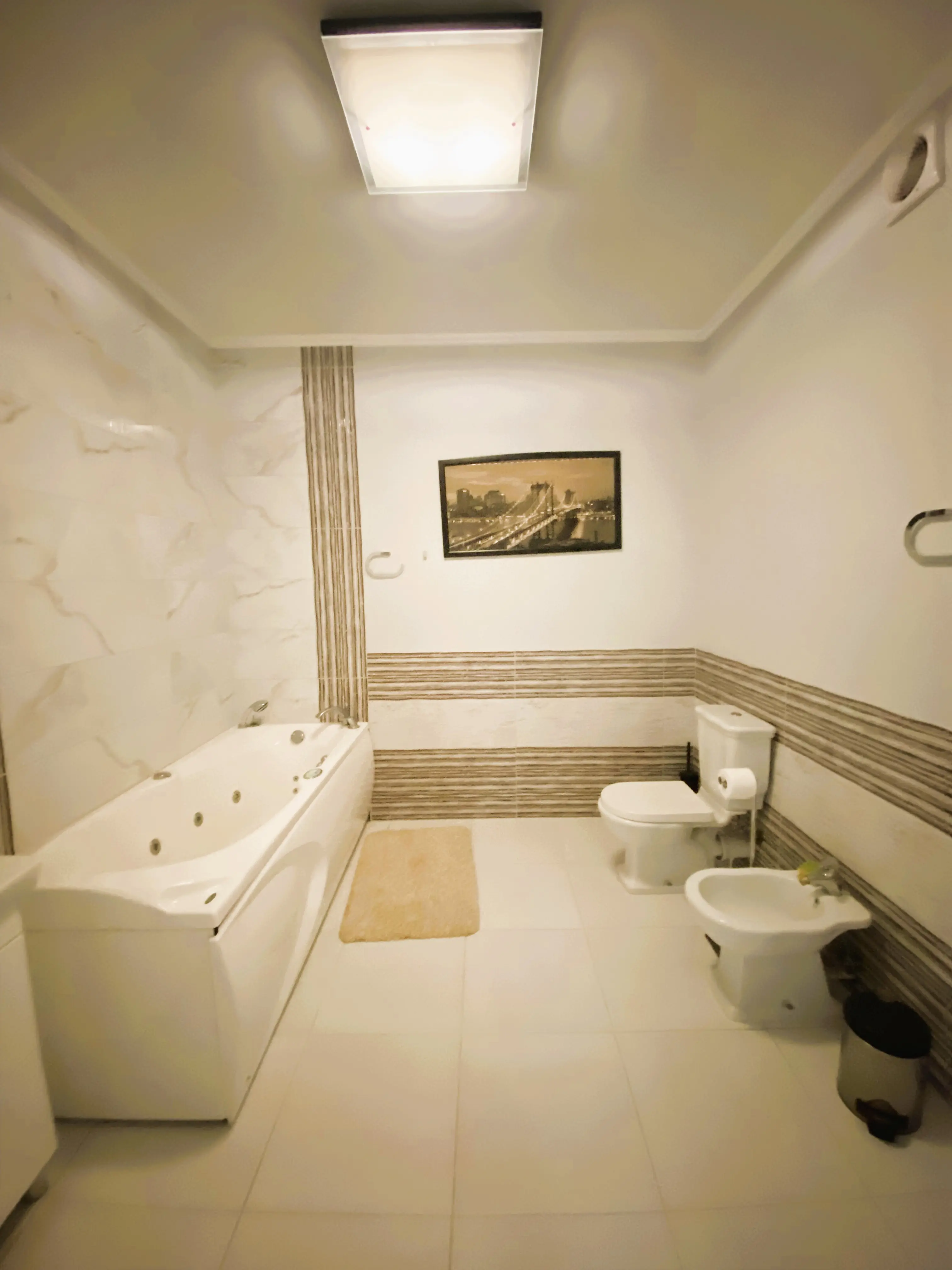 Фото Продаю 2-комнатную квартиру, 140 кв. м, Кловский спуск 7 Киев, цена: 265000 $, код 938