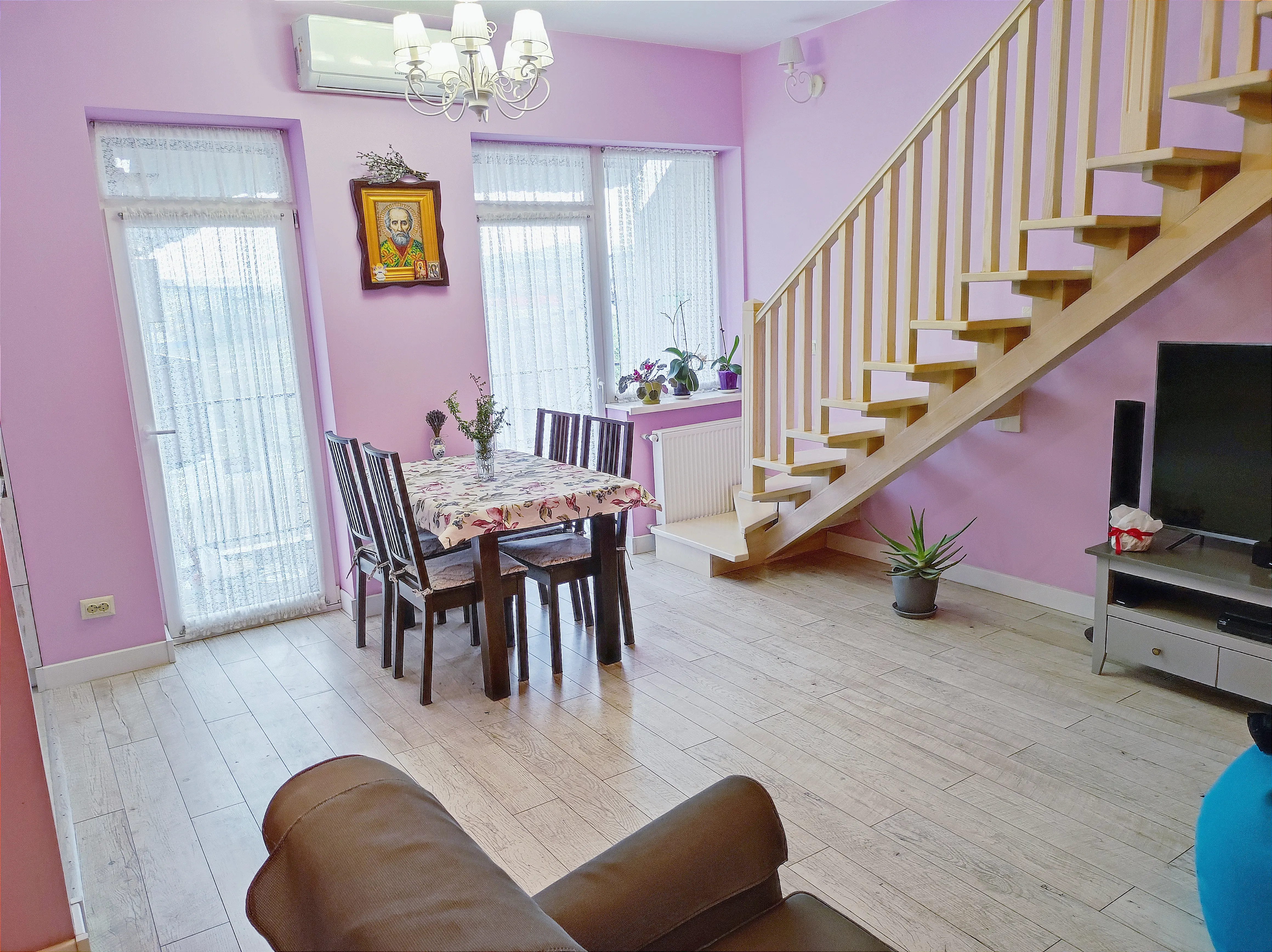 Фото Selling a 3-room apartment, 103 sq.m., Volodymyra Pohorielova Street 3б Uzhhorod, price: 104999 $, code 2668
