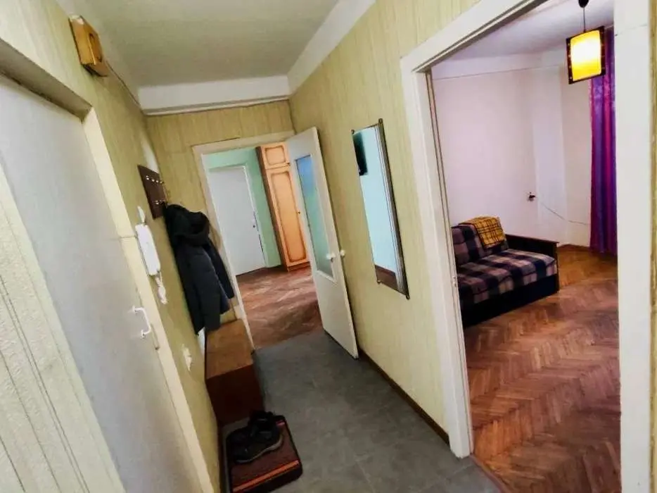 Фото Зняти 3 кімнатну квартиру, Ентузіастів вул. 7/1 Київ в довгострокову оренду, ціна: 15000 UAH, код 2685