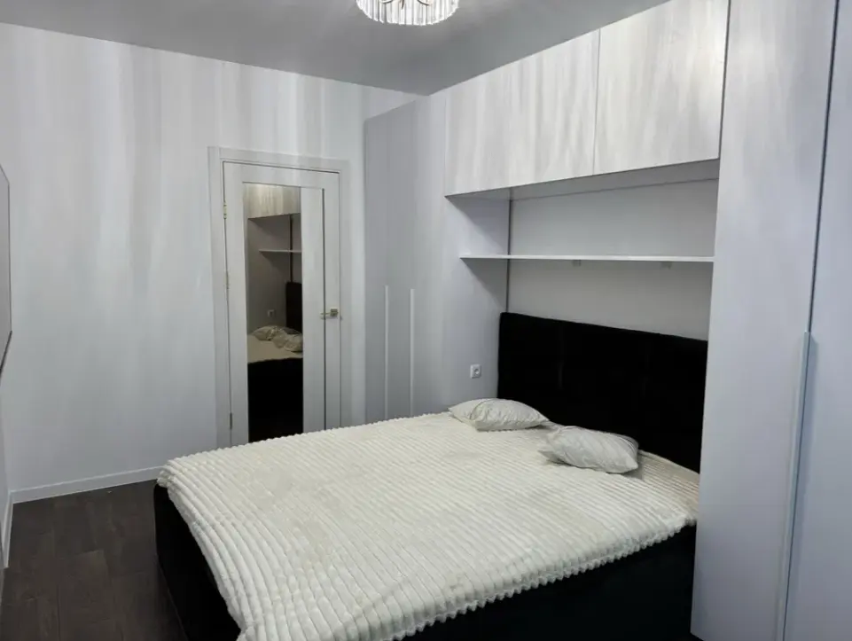 Фото Selling a 1-room apartment, 36 sq.m., Akademika Hlushka Avenue  Odesa, price: 63000 $, code 2704