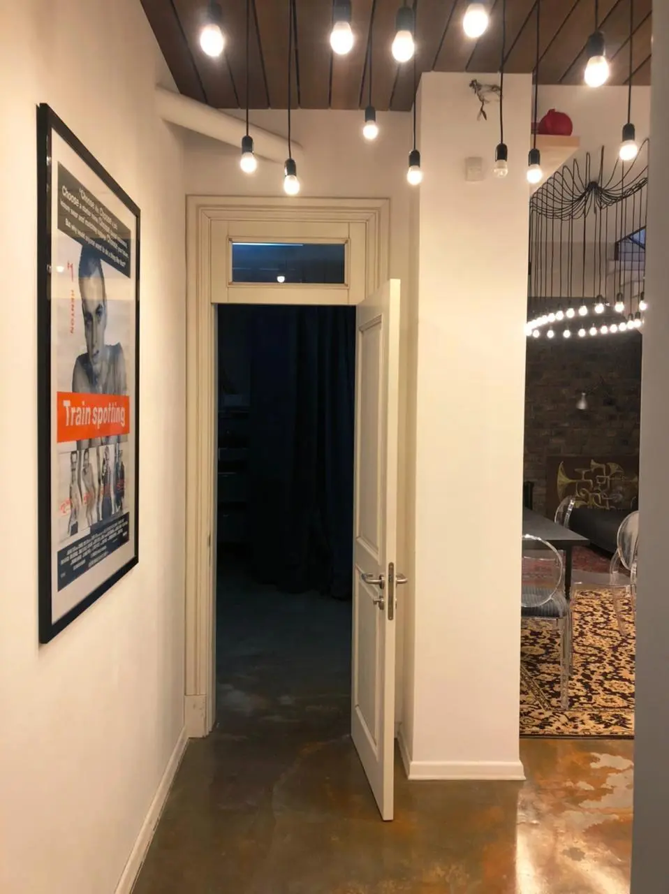 Фото Rent a retail space, Valeriia Lobanovskoho Avenue (Chervonozorianyi Avenue) 4ж Kyiv for long-term rent, price: 1470 $, code 566