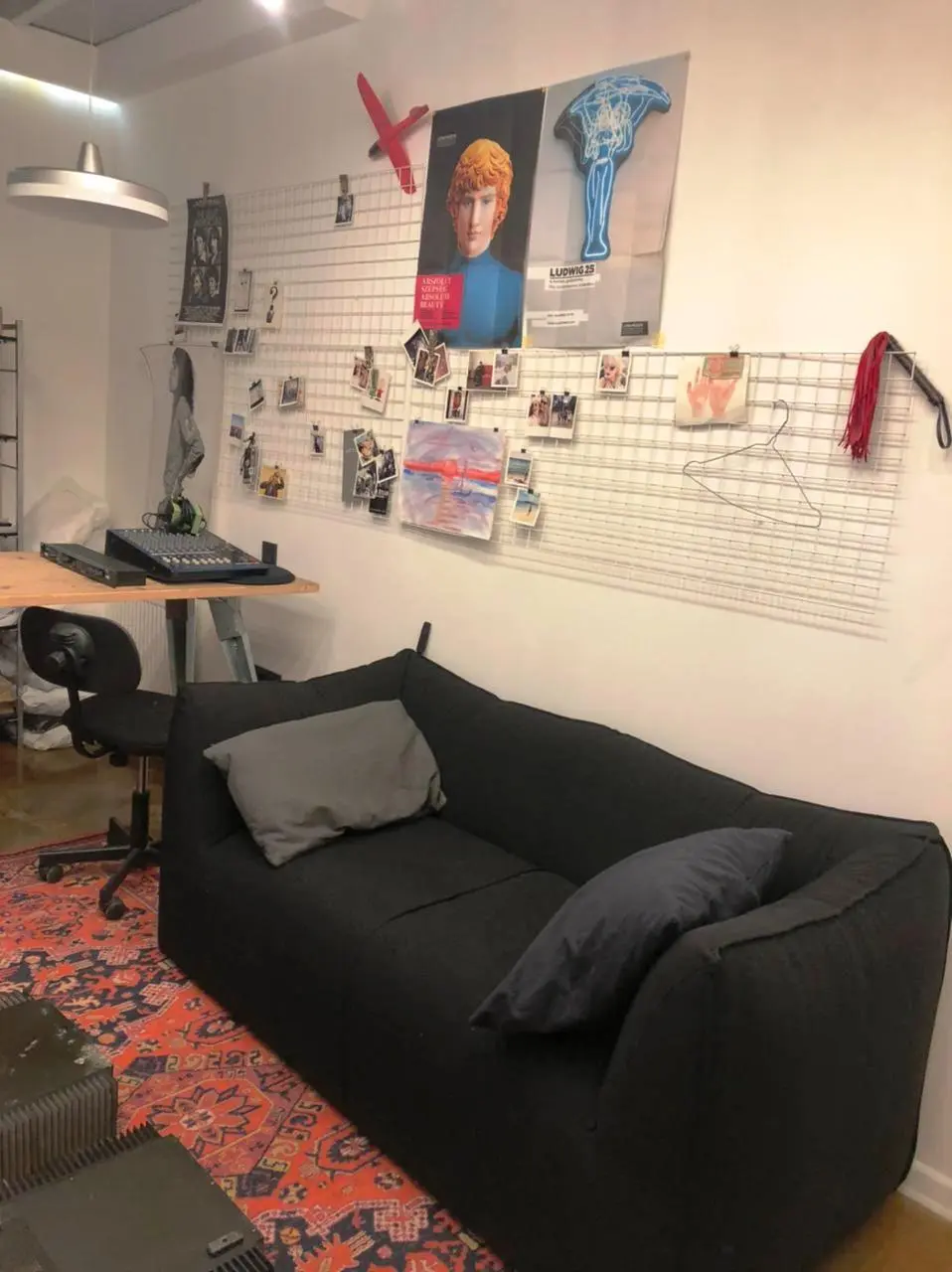 Фото Rent a retail space, Valeriia Lobanovskoho Avenue (Chervonozorianyi Avenue) 4ж Kyiv for long-term rent, price: 1470 $, code 566
