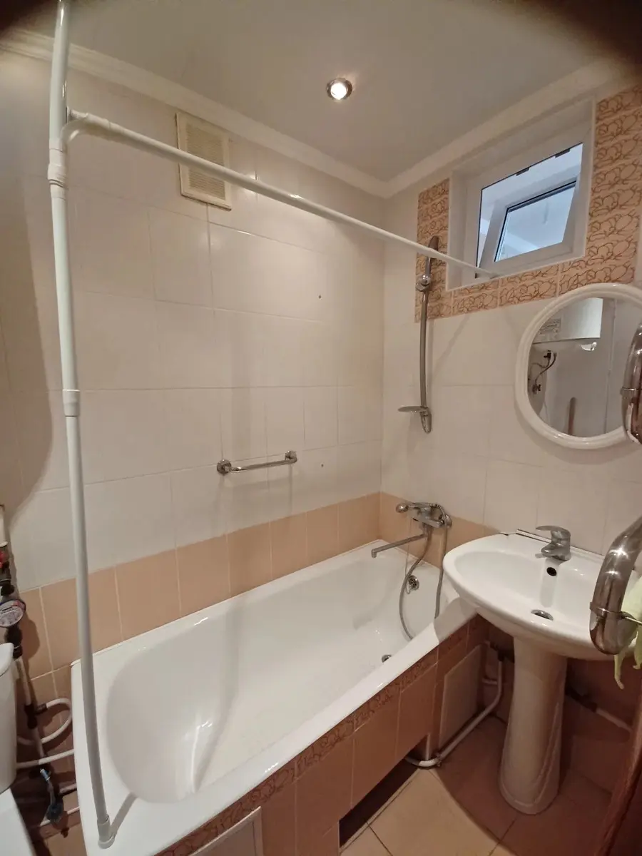 Фото Продаю 1-комнатную квартиру, 39 кв. м, Науки просп. 13 Киев, цена: 59000 $, код 2713