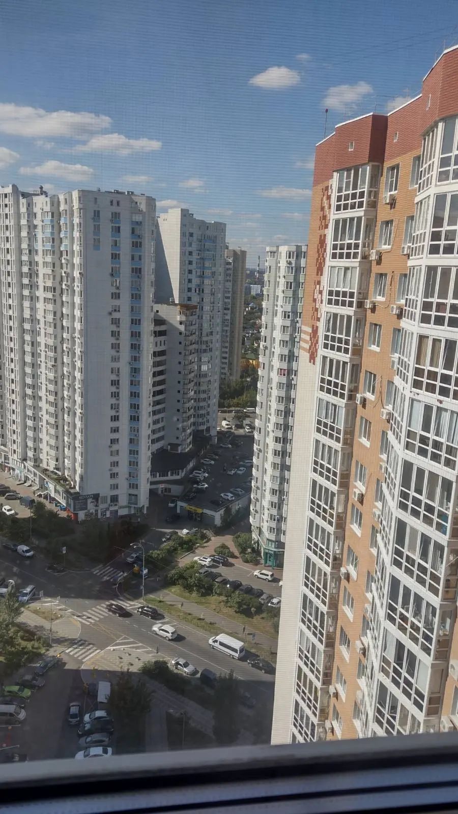 Фото Зняти 2 кімнатну квартиру, Бориса Гмирі вул. 12Б Київ в довгострокову оренду, ціна: 25500 UAH, код 2734