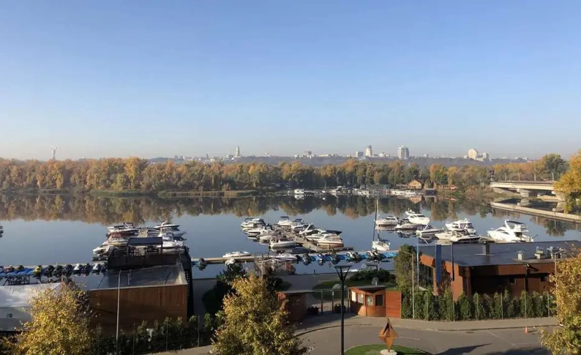 Фото Продаю 3 кімнатну квартиру, 100 кв. м, Раїси Окіпної вул. 18 Київ, ціна: 450000 $, код 2743