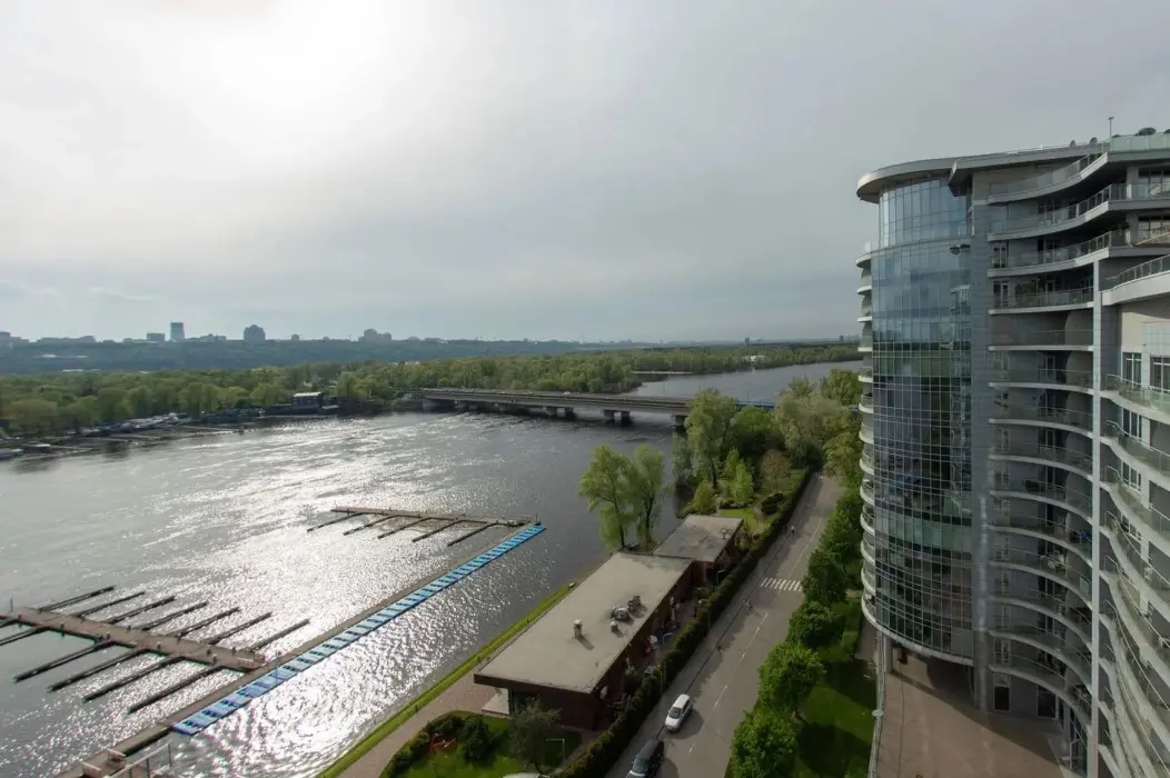 Фото Продаю 3 кімнатну квартиру, 100 кв. м, Раїси Окіпної вул. 18 Київ, ціна: 450000 $, код 2743