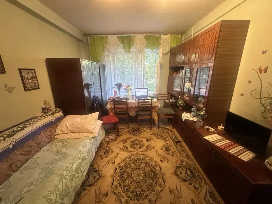 Фото Зняти 1 кімнатну квартиру, Раїси Окіпної вул. 5 Київ в довгострокову оренду, ціна: 10000 UAH, код 2756