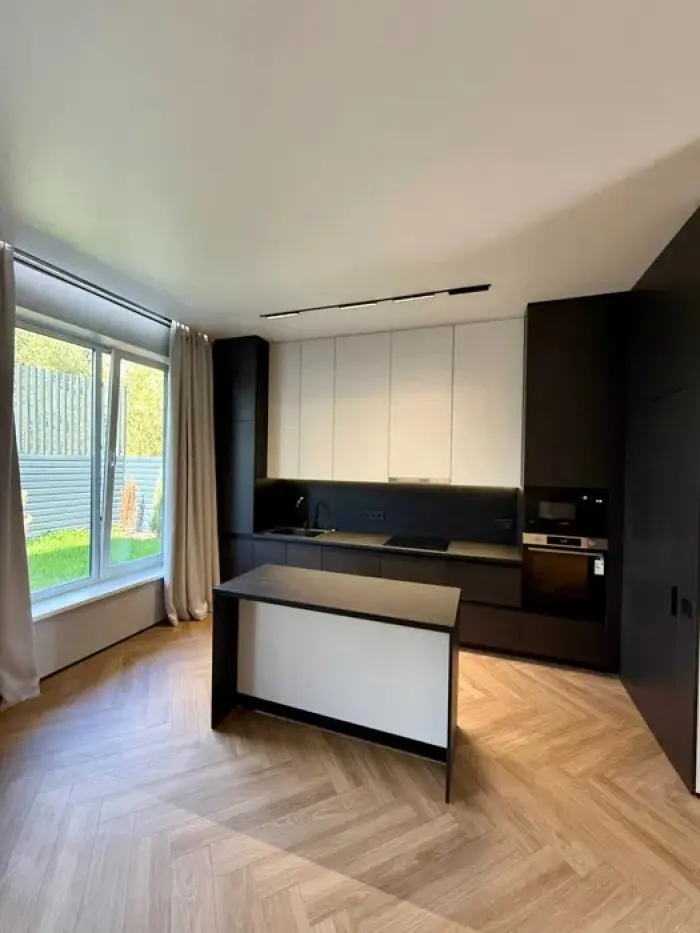 Фото Продаю дом, 130 кв. м, Центральная Садовая ул.  Киев, цена: 175000 $, код 2783